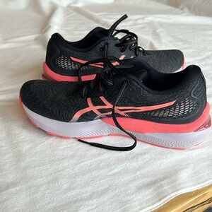 Asics Gel-Cumulus 24 Size 10.5 Black/Papaya